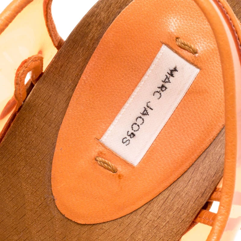 Marc Jacobs Orange PVC And Leather T-Strap Clog Sandals Size 35 For Women 7 Marc Jacobs Orange PVC And Leather T-Strap Clog Sandals Size 35 For Women - Image 7