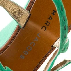 Marc Jacobs Green Suede Crystal Flower Embellished Ankle Strap Platform Sandals Size 36 For Women 14 Marc Jacobs Green Suede Crystal Flower Embellished Ankle Strap Platform Sandals Size 36 For Women -Marc Jacobs shop luxury women marc jacobs used shoes p174390 004