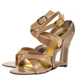 Marc Jacobs Beige Leather And Gold Piping Heart Wedge Ankle Strap Sandals Size 36.5 For Women 11 Marc Jacobs Beige Leather And Gold Piping Heart Wedge Ankle Strap Sandals Size 36.5 For Women -Marc Jacobs shop luxury women marc jacobs used shoes p316798 001