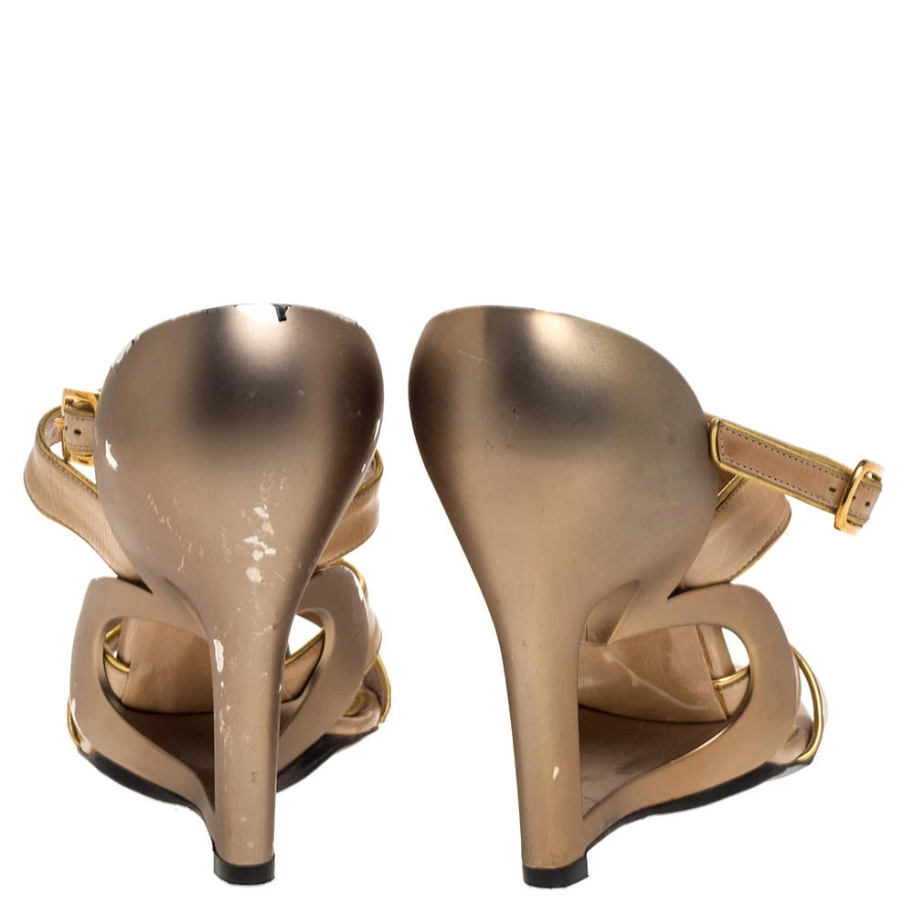 Marc Jacobs Beige Leather And Gold Piping Heart Wedge Ankle Strap Sandals Size 36.5 For Women 5 Marc Jacobs Beige Leather And Gold Piping Heart Wedge Ankle Strap Sandals Size 36.5 For Women - Image 5