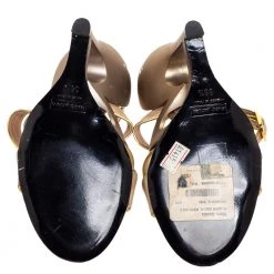 Marc Jacobs Beige Leather And Gold Piping Heart Wedge Ankle Strap Sandals Size 36.5 For Women 13 Marc Jacobs Beige Leather And Gold Piping Heart Wedge Ankle Strap Sandals Size 36.5 For Women -Marc Jacobs shop luxury women marc jacobs used shoes p316798 007