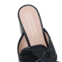 Marc Jacobs Black Snakeskin Embossed Leather Criss Cross Slide Sandals Size 38 For Women 15 Marc Jacobs Black Snakeskin Embossed Leather Criss Cross Slide Sandals Size 38 For Women -Marc Jacobs shop luxury women marc jacobs used shoes p618945 005