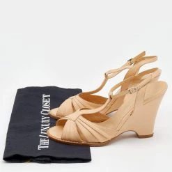 Marc Jacobs Beige Leather Ankle Strap Wedge Sandals Size 39.5 For Women -Marc Jacobs shop luxury women marc jacobs used shoes p656450 001