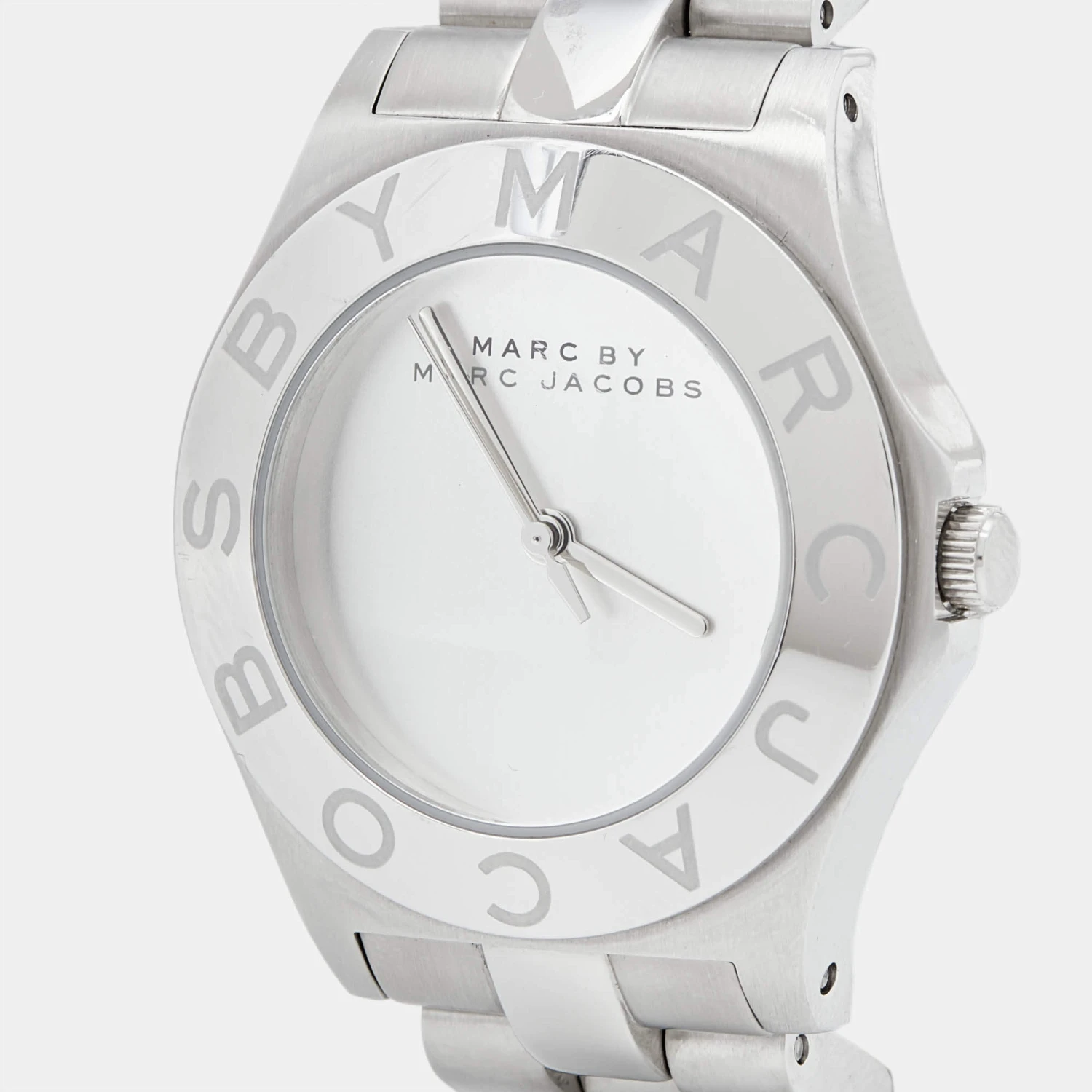 Marc By Marc Jacobs Silver Stainless Steel Blade MBM3125 Women's Wristwatch 36 Mm For Women 2 Marc By Marc Jacobs Silver Stainless Steel Blade MBM3125 Women's Wristwatch 36 Mm For Women - Image 2